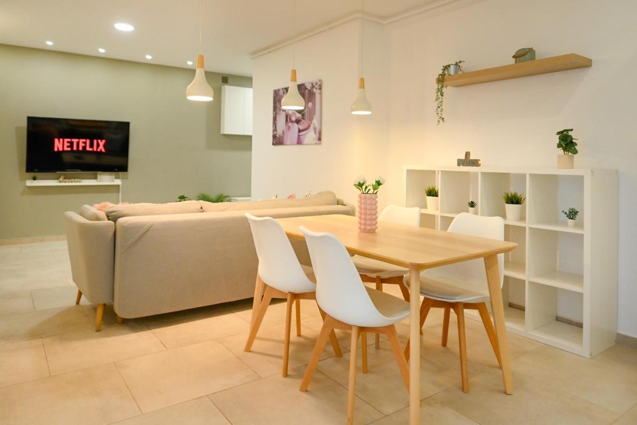 Splendid 2Br Apartment With Breathtaking Views Of Casa Poporului Bucarest Exterior foto