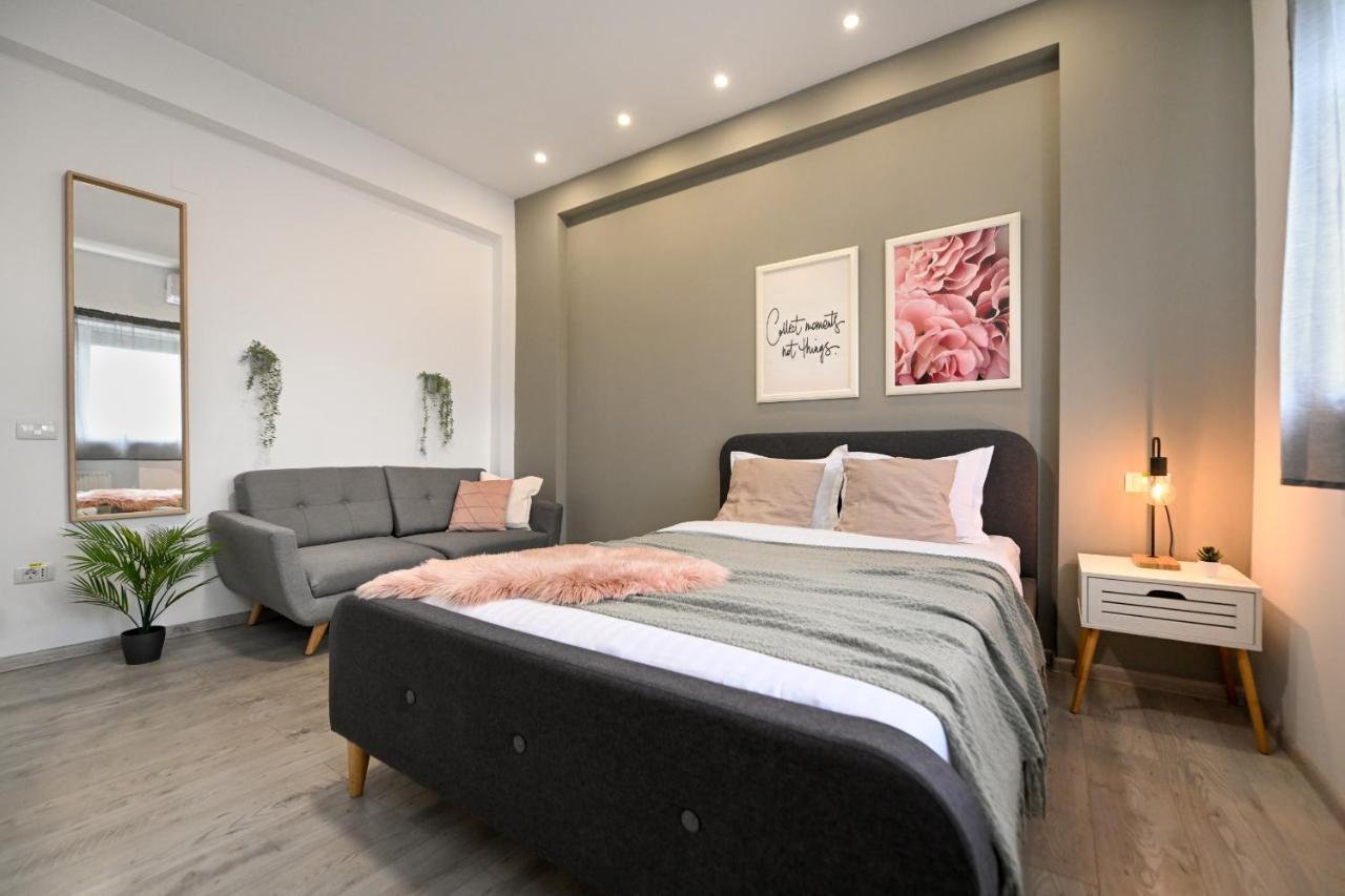 Splendid 2Br Apartment With Breathtaking Views Of Casa Poporului Bucarest Exterior foto