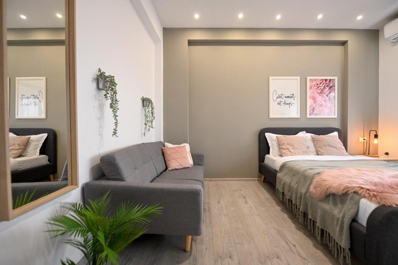 Splendid 2Br Apartment With Breathtaking Views Of Casa Poporului Bucarest Exterior foto